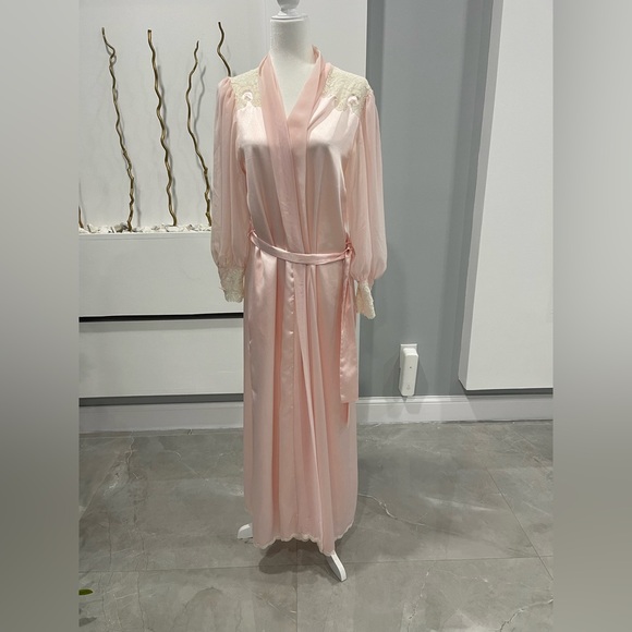 Elegant Pink Lace Trim Robe ChristianDior